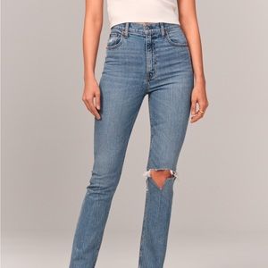 Abercrombie Ultra High Rise 90s Slim Straight Jean